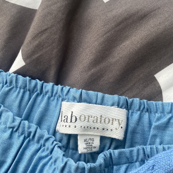 Blue drawstring shorts - Picture 3 of 4